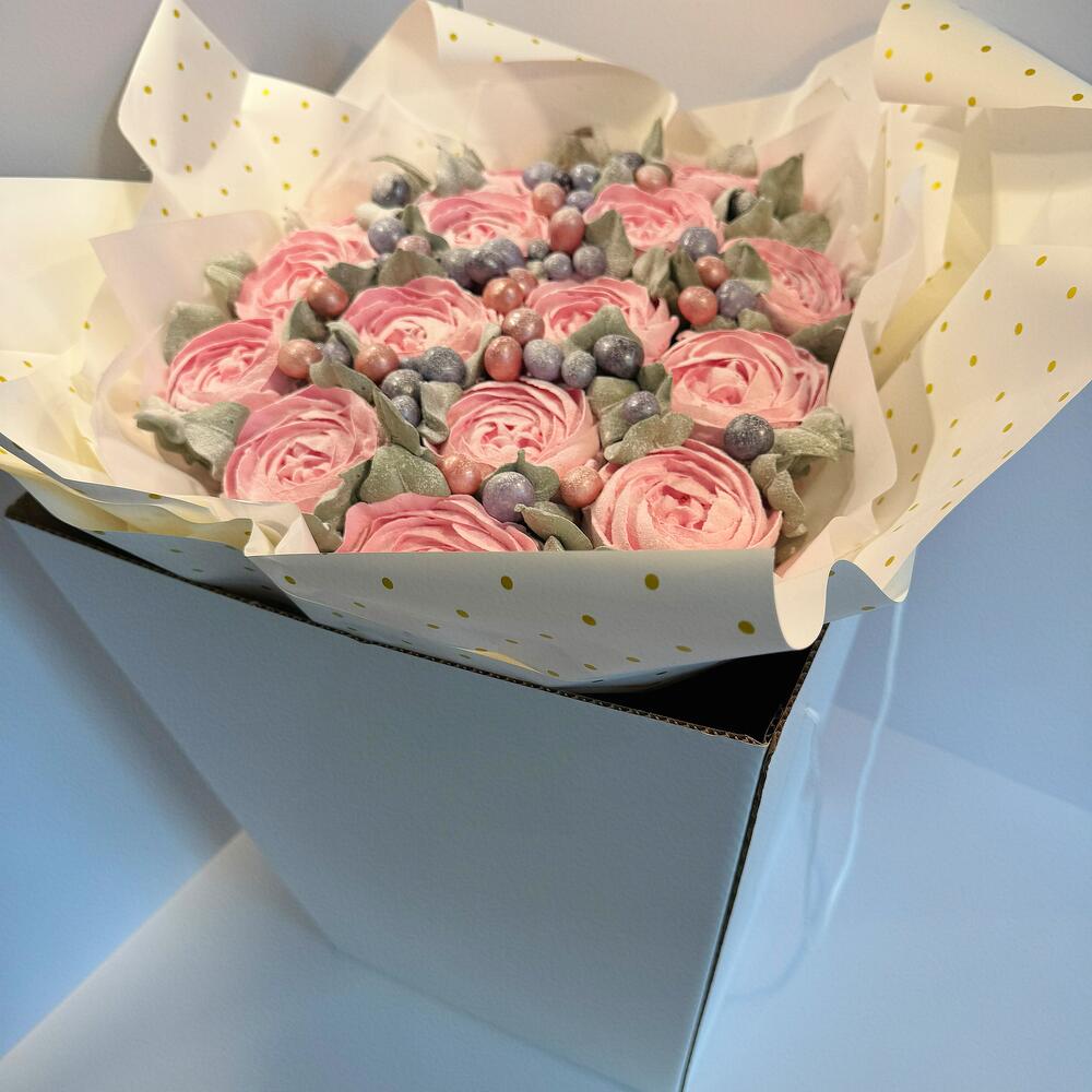 Вкусный подарок. Розы с шоколадом. Зефирные цветы